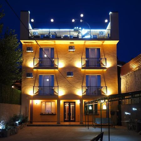 Hotel Banihills Tbilisi Esterno foto