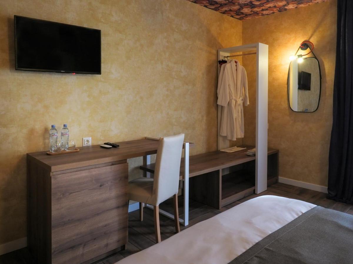 Hotel Banihills Tbilisi Esterno foto
