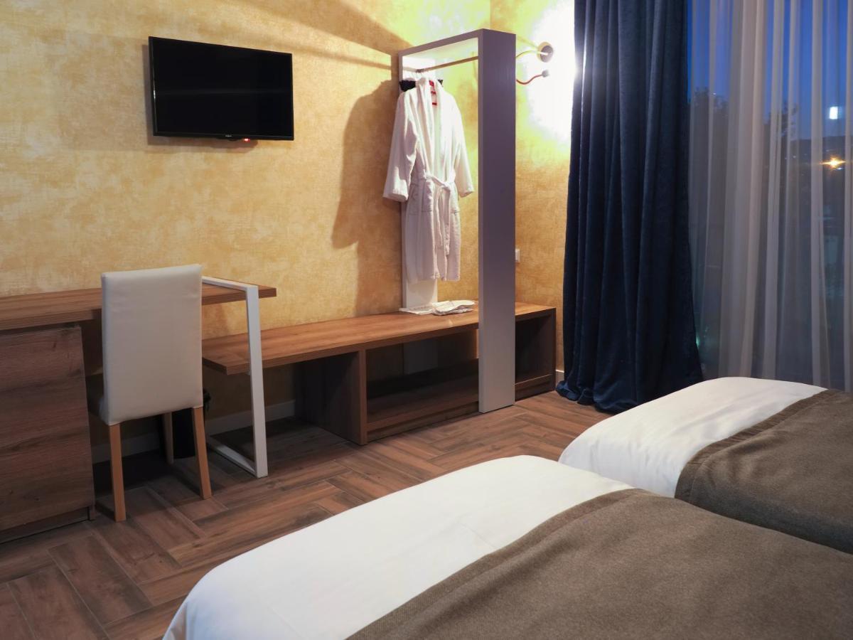 Hotel Banihills Tbilisi Esterno foto