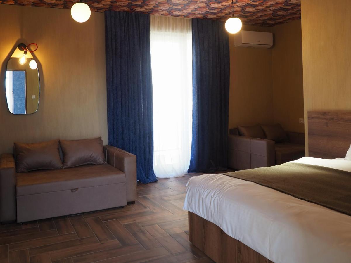 Hotel Banihills Tbilisi Esterno foto