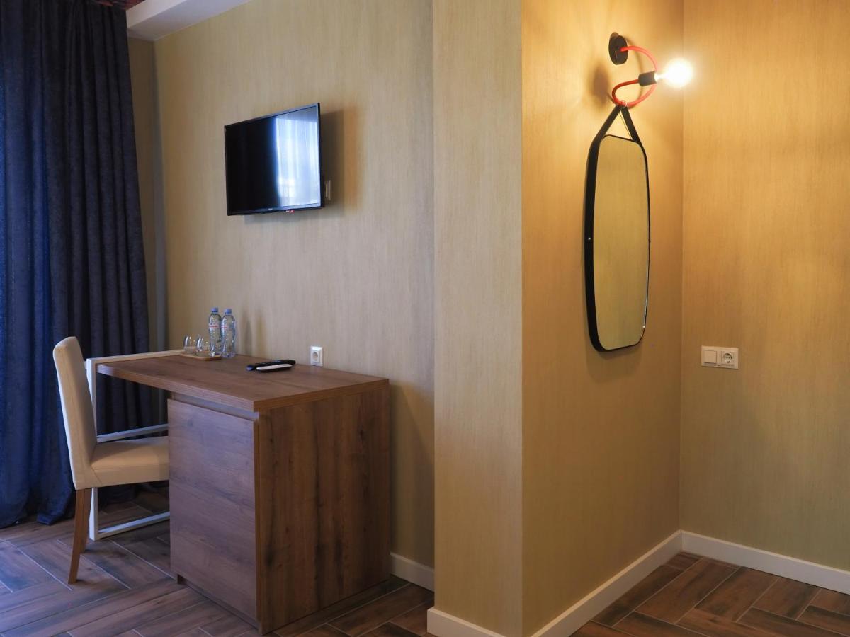 Hotel Banihills Tbilisi Esterno foto