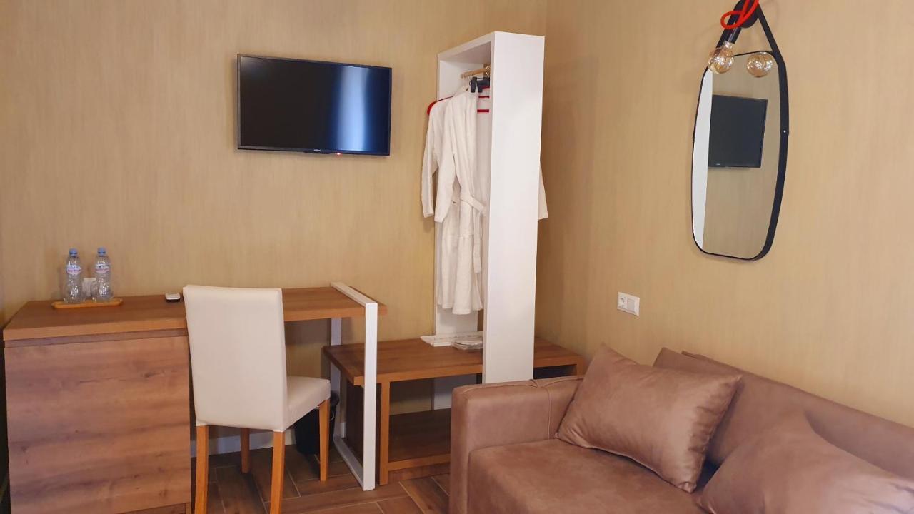 Hotel Banihills Tbilisi Esterno foto