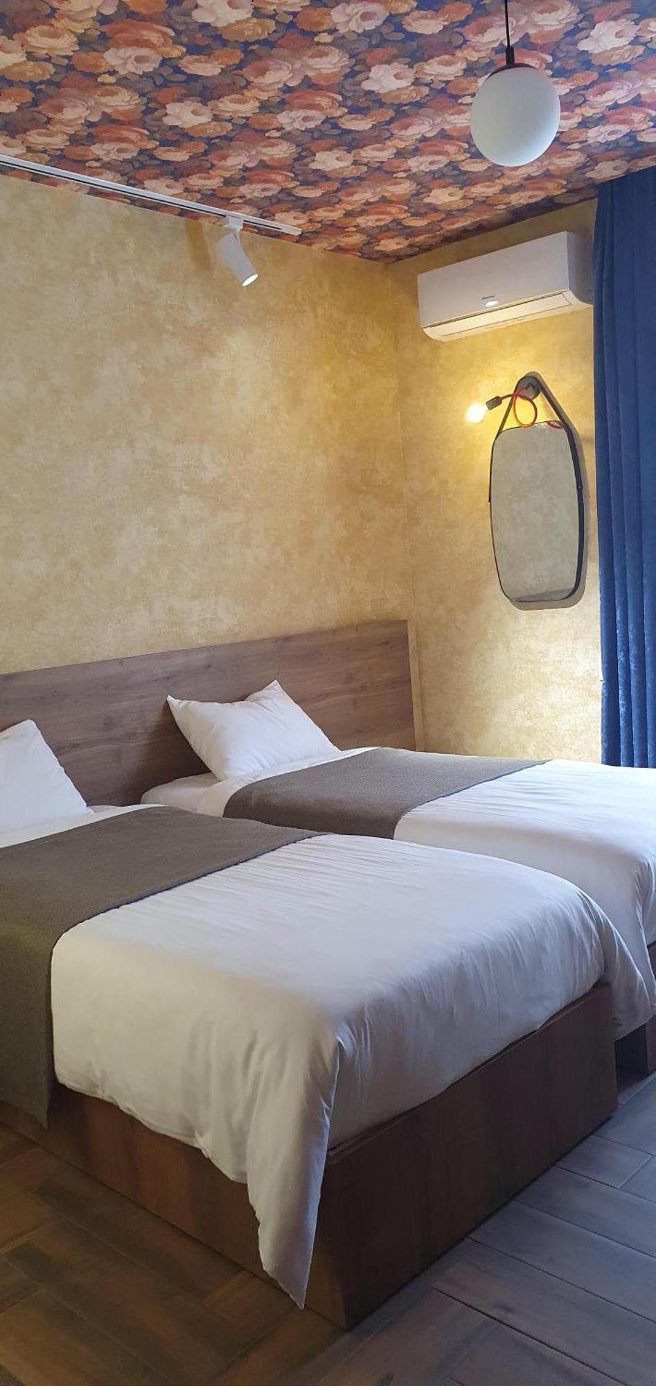 Hotel Banihills Tbilisi Esterno foto